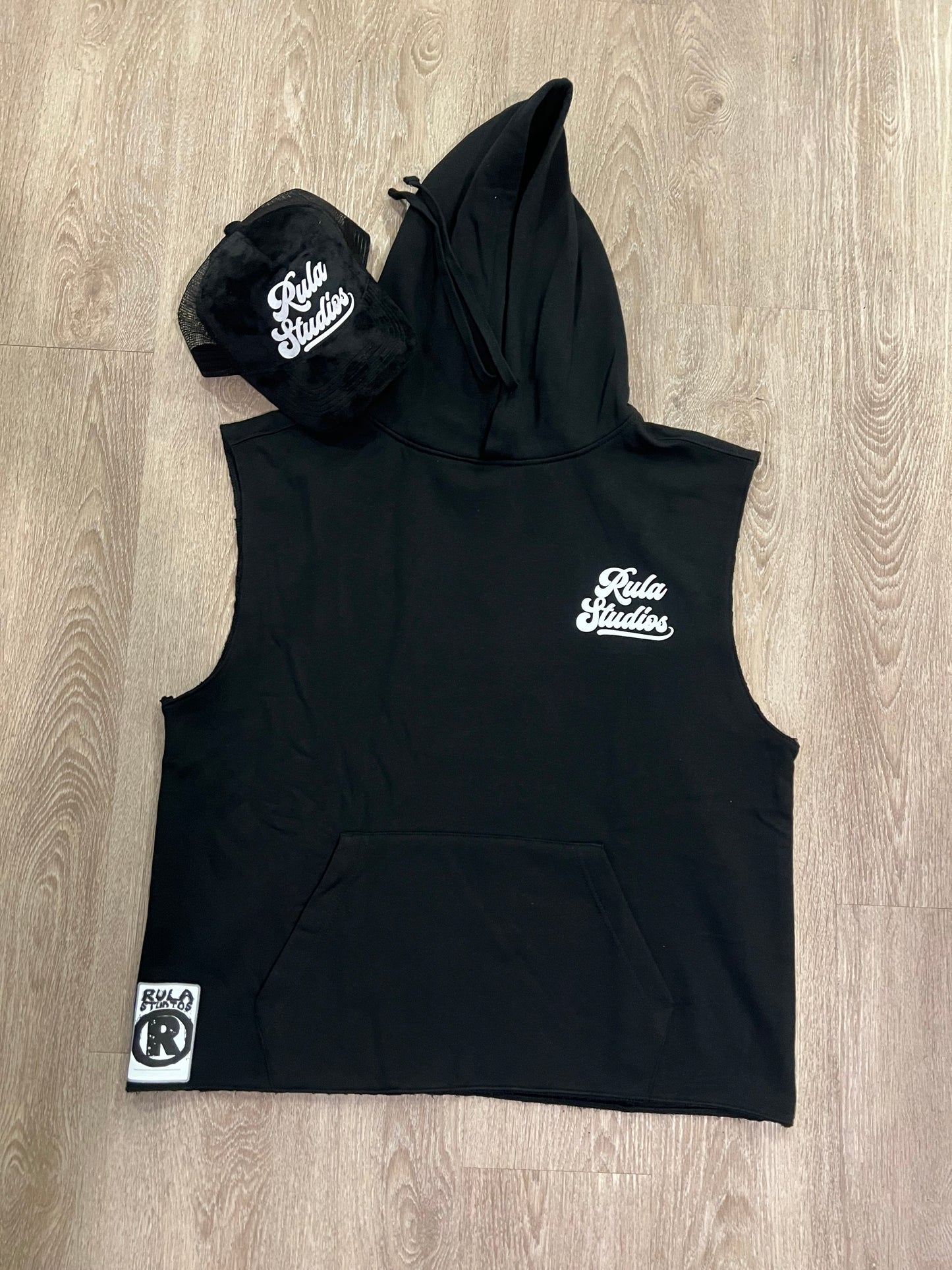 Rula Chop No Arm Hoodie